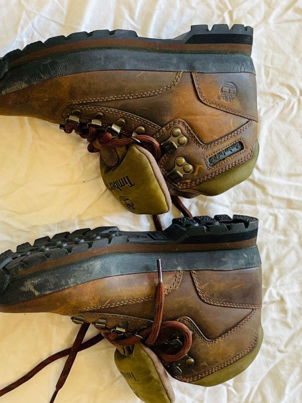 boots - Picture 3 of 3